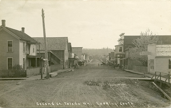 2nd Street in Toledo looking south, 1908